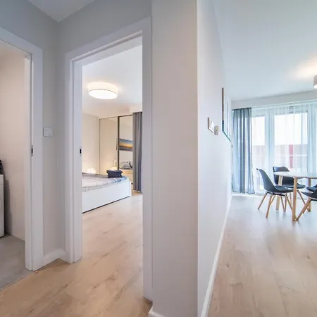 Apartment Klifowa 10 *